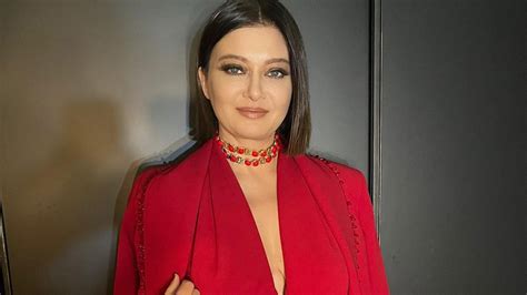 Nurgül Yeşilçay: การแสดงละครเวทีครั้งแรกของนางเอกชื่อดังจากตุรกี!