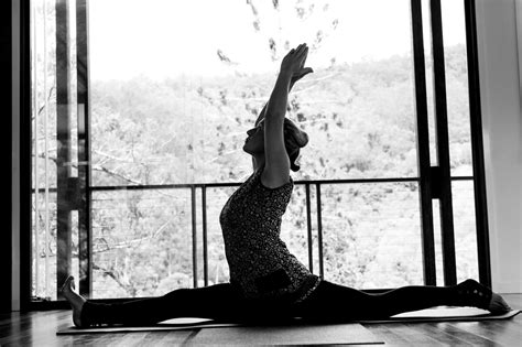  Yoga With Yasmine: Unleashing Inner Peace & Italian Glamour!